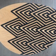 Jeu 3 Tables basses tripodes bois et motif Zulu noir ASBYAS design Cape Town#3